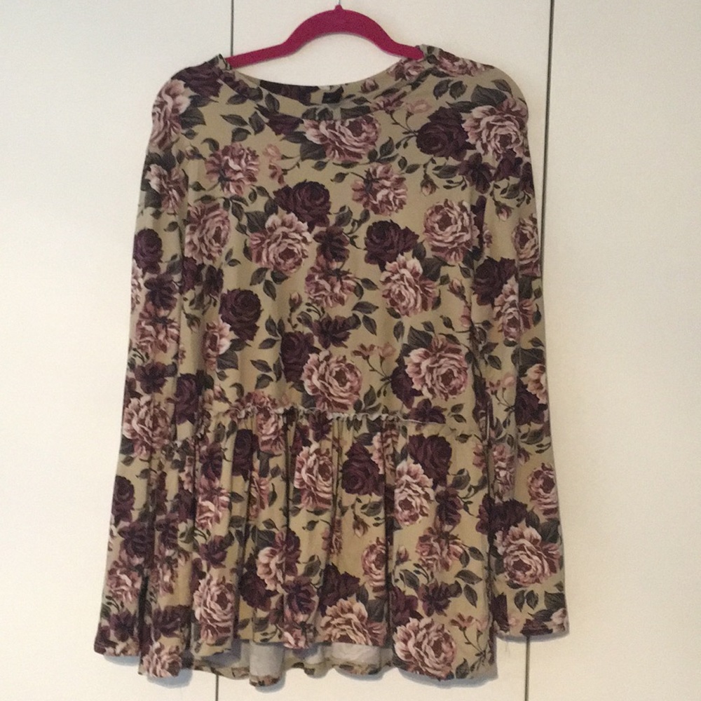 Agnes & Dora relaxed ruffle